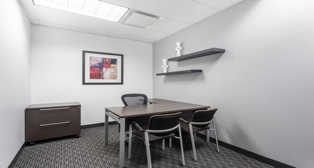 Rent office 50 Tice Boulevard_6-1