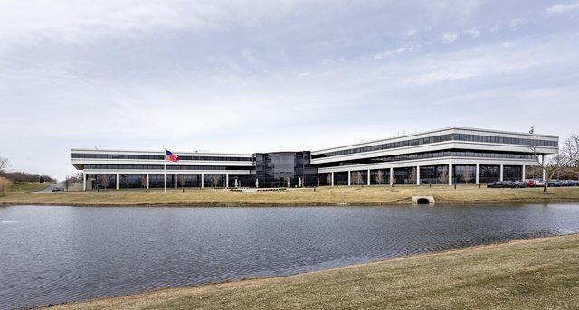 Rent office 50 Tice Boulevard_8-1