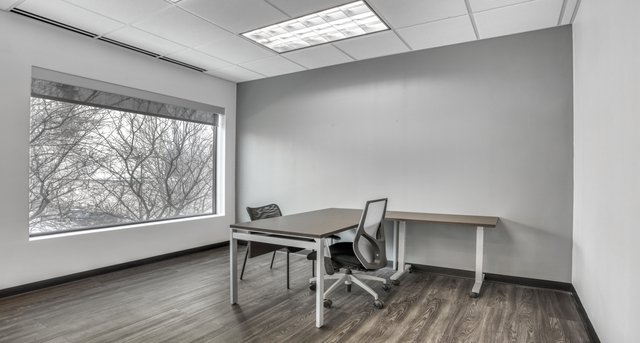 5113 South Harper Avenue, 5113 South Harper, Chicago, IL 60615 — office space for rent, photo 5