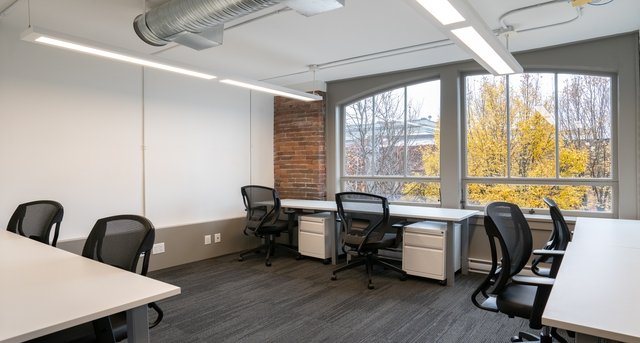 Rent office 535 Yates Street_3-1