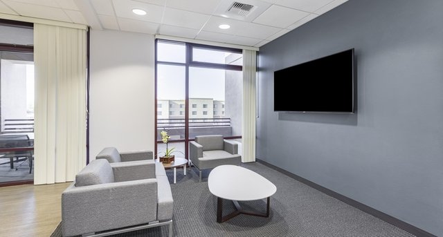 Cнять офис 5470 Kietzke Lane_1-1