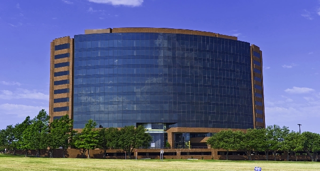 Rent office 5605 North MacArthur Boulevard_4-1