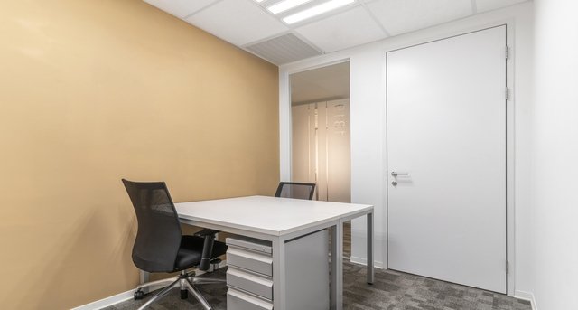 Rent office 560 Zhongxiao East Road_1-1