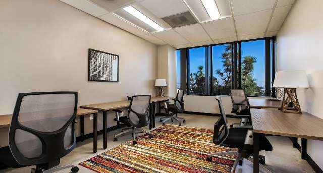 Sewa pejabat 5800 S. Eastern Avenue_1-1