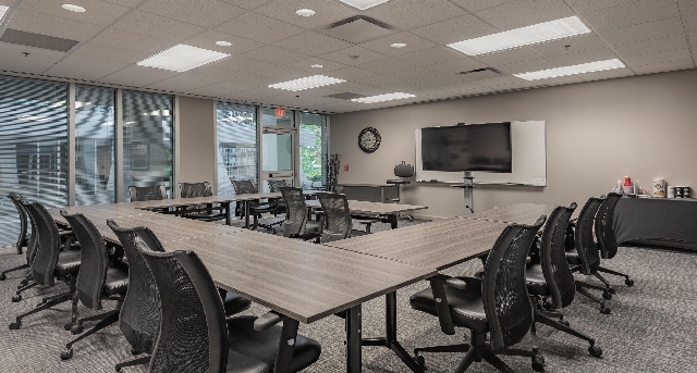 Cнять офис 600 Boulevard South SW, Suite 104_2-1