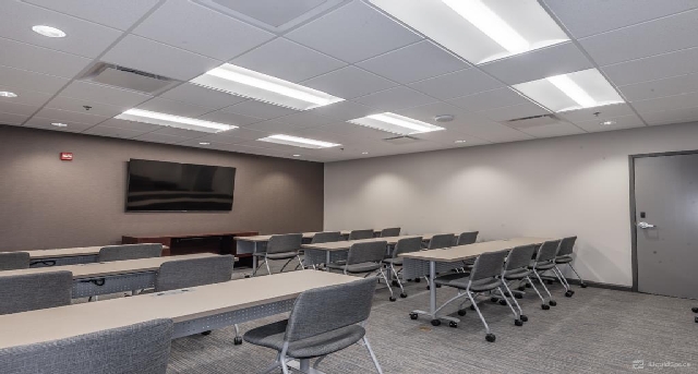 Cнять офис 600 Boulevard South SW, Suite 104_5-1