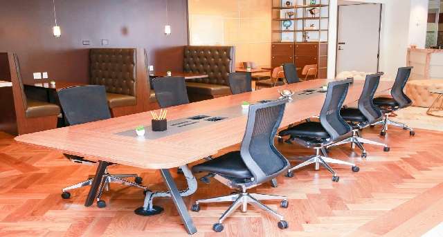 Sewa pejabat 601 South Figueroa Street, Suite 4050, Los Angeles, Ca_1-1
