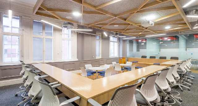 Rent office 61-95 Oxford Street_2-1