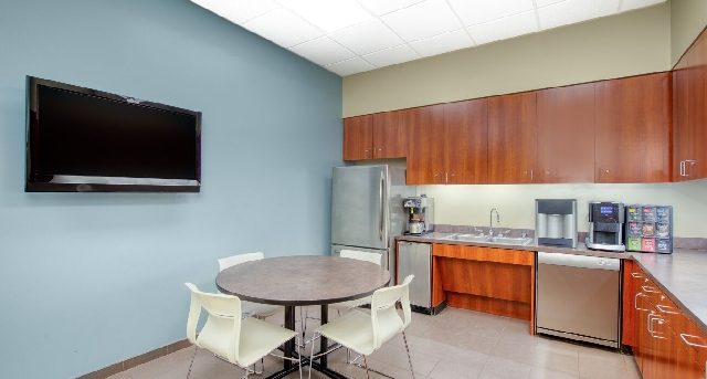 Rent office 610 Uptown, 2nd Floor_5-1