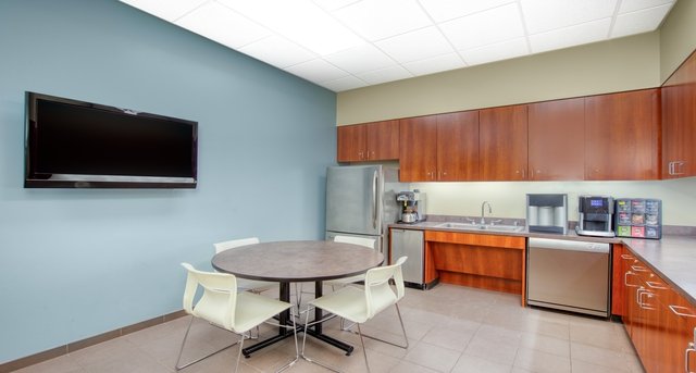 Rent office 610 Uptown Boulevard_4-1