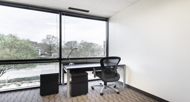 6201 Fairview Road, 6201 Fairview Road, Charlotte, NC 28210 — office space for rent, photo 3