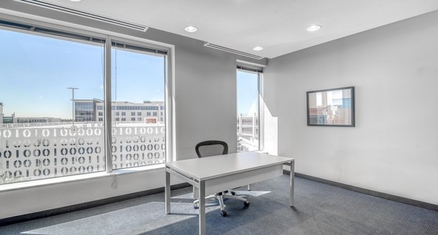 Rent office 6900 Tavistock Lakes Boulevard_3-1