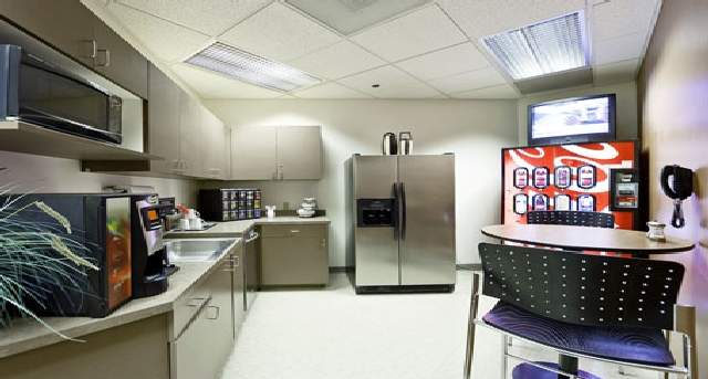 Rent office 701 North Green Valley Parkway, Suite 200_3-1