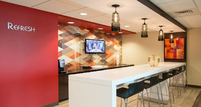 Rent office 720 S. Colorado Blvd._2-1