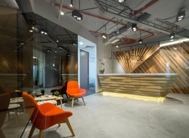 Office Space Near the MRT: A Singapore Connectivity Guide
