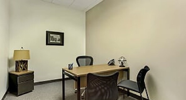 Sewa pejabat 7460 Warren Parkway_1-1