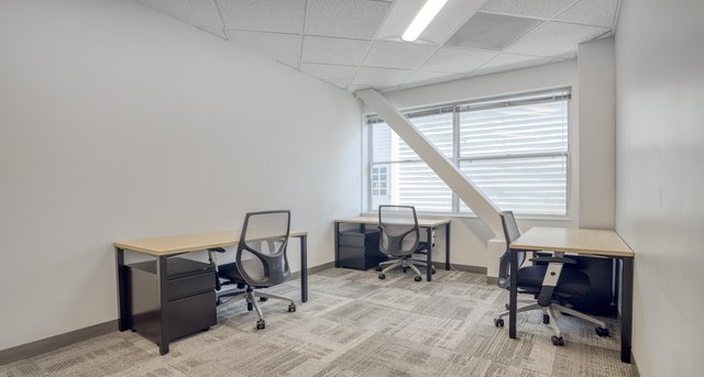 Rent office 755 Baywood Drive_5-1