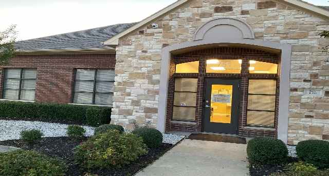Rent office 771 E Southlake Blvd._2-1