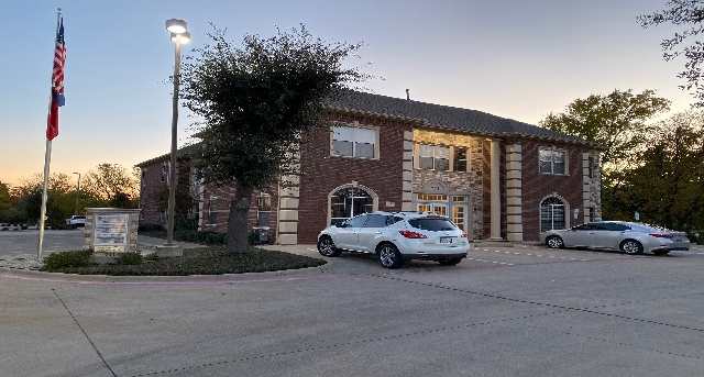 Rent office 771 E Southlake Blvd._3-1