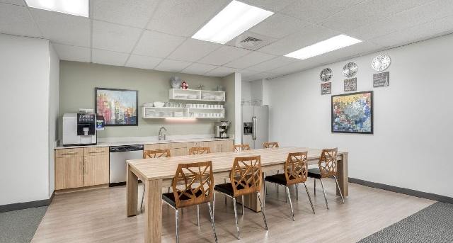 Cнять офис 83 Wooster Heights Road, Suite 125_1-1
