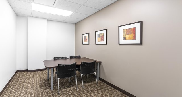 Cнять офис 8530 Eagle Point Boulevard_5-1