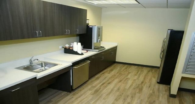 8745 W. Higgins Rd., Ste. 110, 8745 W. Higgins Rd., Ste. 110, Chicago, IL 60631 — office space for rent, photo 4