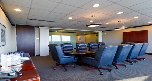 Rent office 8888 Keystone Crossing_3-1