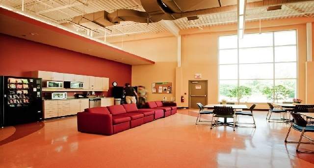 Rent office 92 Caplan Avenue_4-1