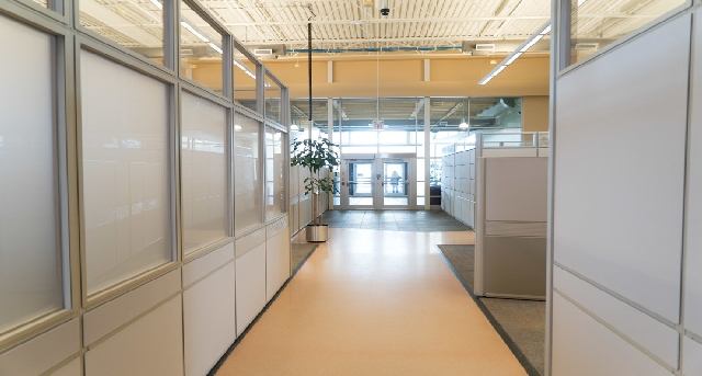 Rent office 92 Caplan Avenue_5-1