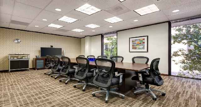 950 Echo Lane, Suite 200, 950 Echo Lane, Suite 200, Houston 77024 — office space for rent, photo 6