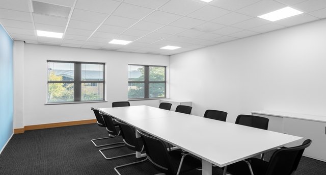 Rent office 960 Capability Green_1-1