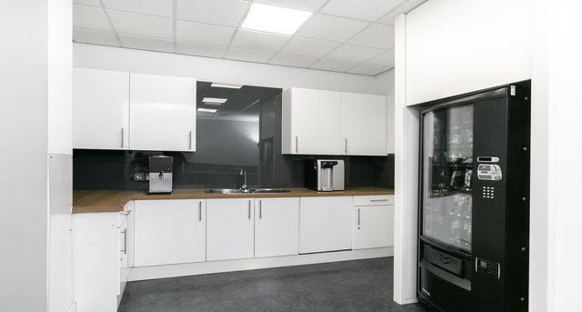960 Capability Green, 960 Capability Green, Luton, Bedfordshire LU1 3PE — office space for rent, photo 6