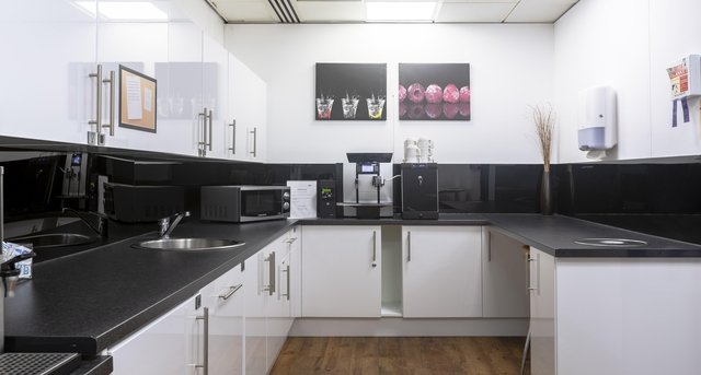 Abbey House Redhill, 25 Clarendon Road, Redhill, Surrey RH1 1QZ — office space for rent, photo 3