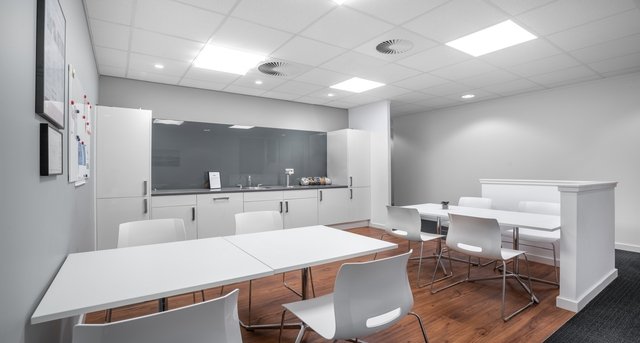 Rent office Aberdeen Airport_5-1