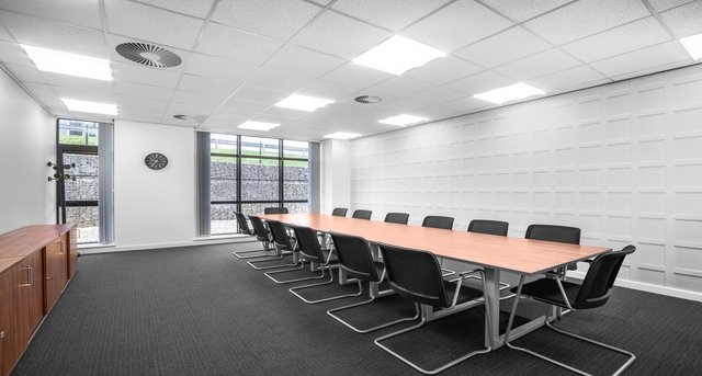 Rent office Aberdeen Airport_7-1