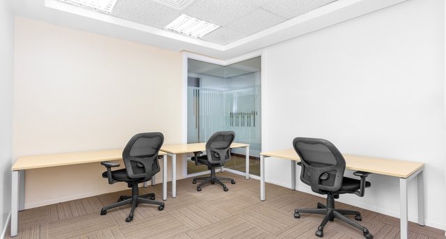 Rent office Acacia Mall_7-1