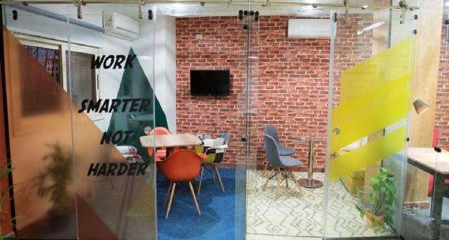 Rent office Al Mostakbal_1-1