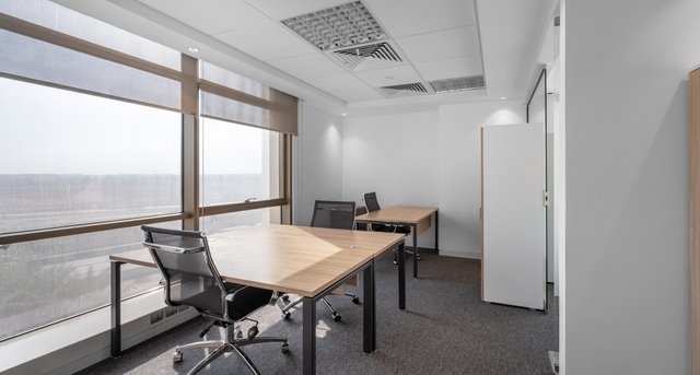 Bureaux à louer Al Rashed Towers_3-1