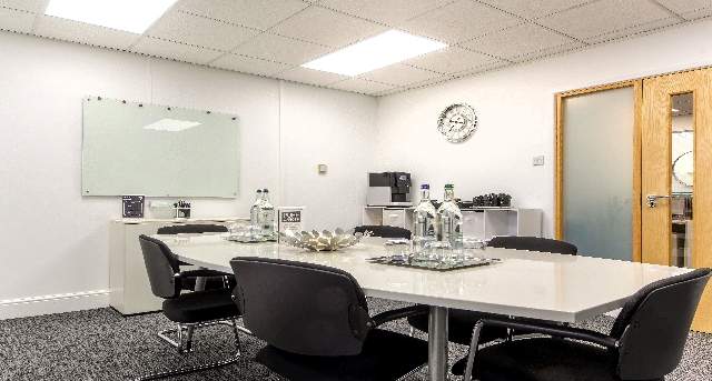 Alexandra Road, Alexandra Road, Farnborough GU14 6DQ — office space for rent, photo 11