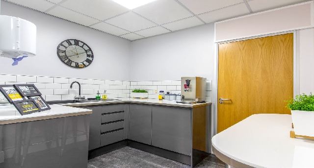 Alexandra Road, Alexandra Road, Farnborough GU14 6DQ — office space for rent, photo 8