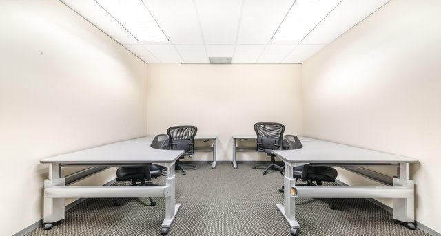 Rent office Allstate Corporate Centre_6-1