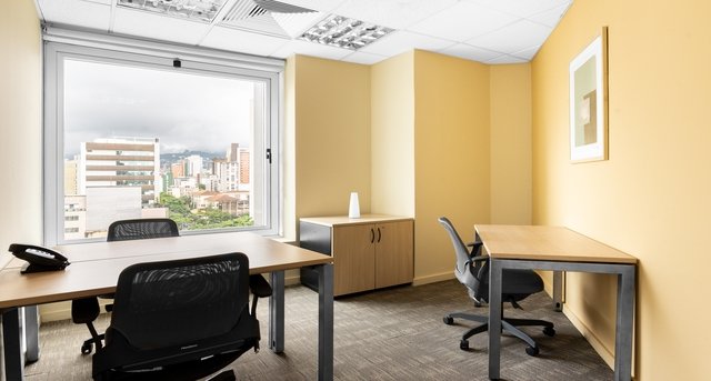 Alquiler oficinas Amadeus Business Tower Centre_3-1