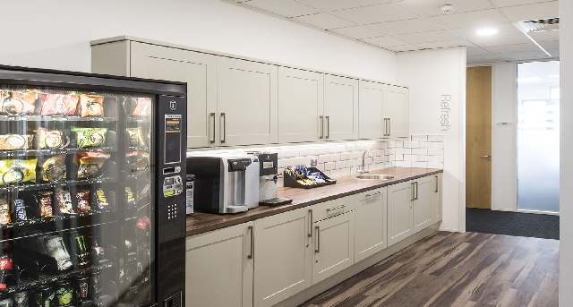 Sewa pejabat Aston Court, Kingsmead Business Park, Frederick Place_3-1