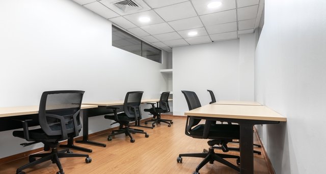 Alquiler oficinas Avenida El Golf 40_3-1
