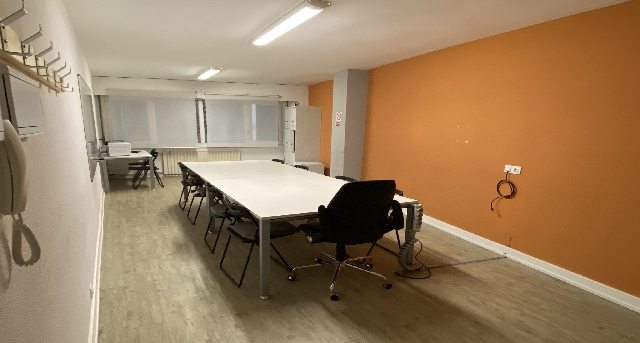Alquiler oficinas Avenida del ferrocarril 10, entreplanta, C.P._1-1