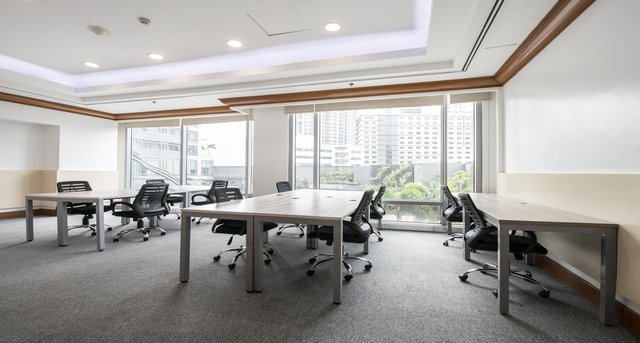 Sewa kantor Ayala Centre_5-1