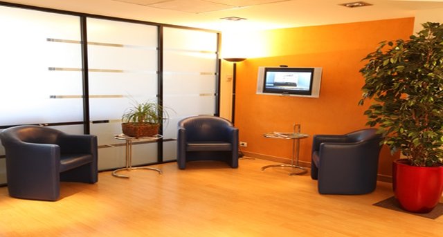 Rent office Azarieh Building_4-1