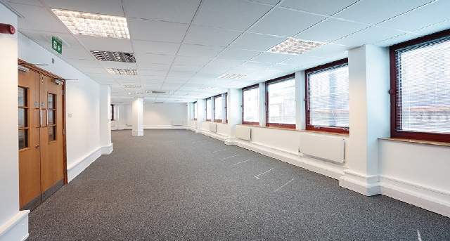 Baldwin Street 32, Baldwin Street 32, Bristol BA1 1RG — office space for rent, photo 9