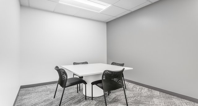Cнять офис Barclay’s Technology Center_6-1