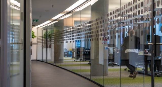 Hbf metro — offices nearby